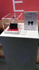 Producten op maat van kunststof voor displays en presentatiematerialen